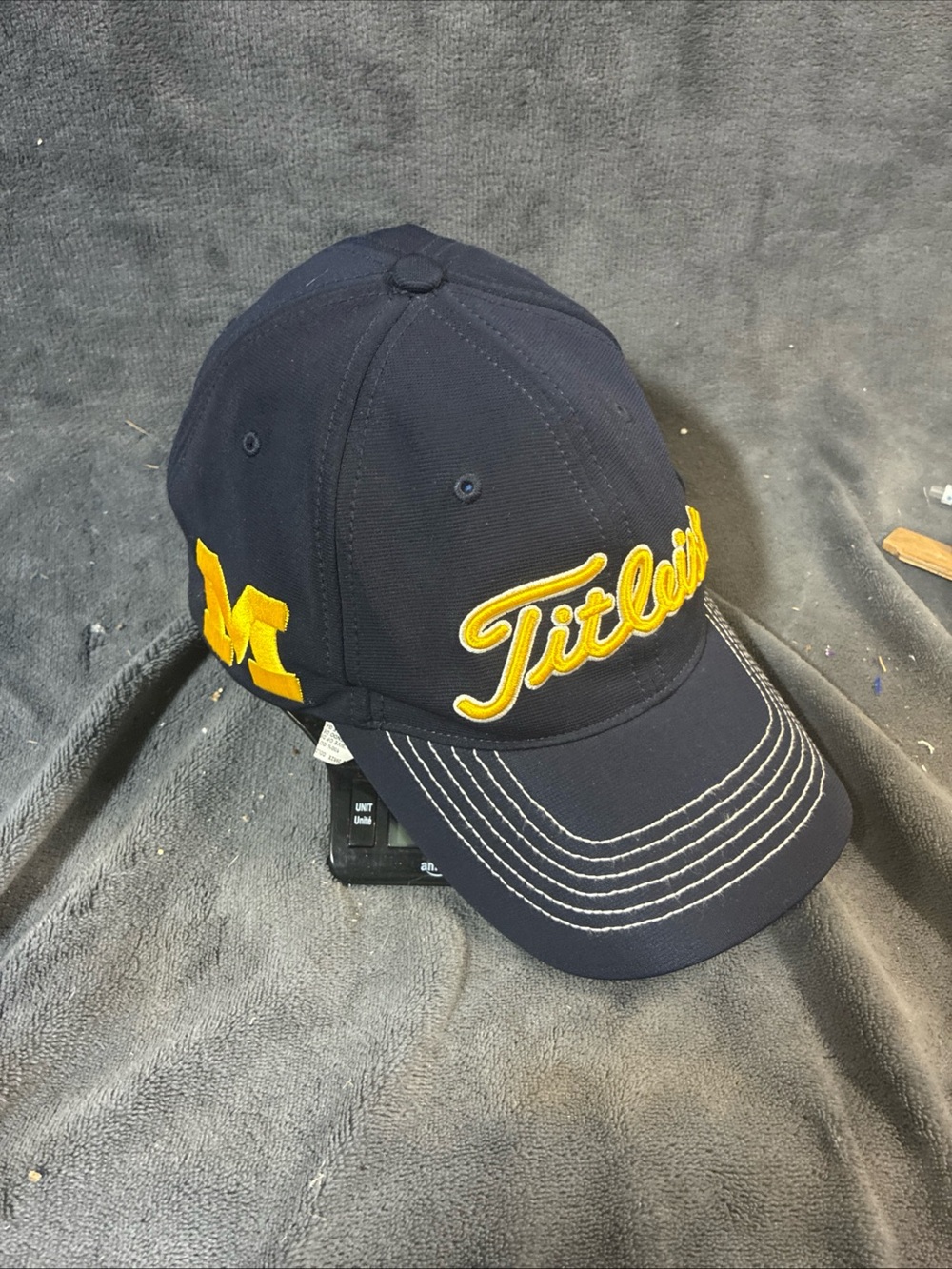Titleist University of Michigan flex fit hat L/XL